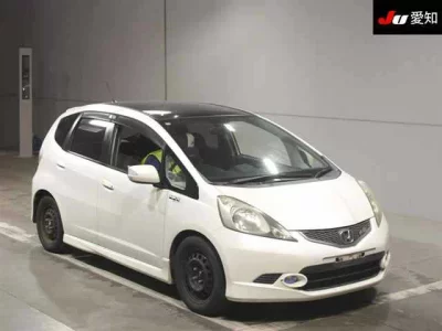 Honda FIT  с аукциона в Японии