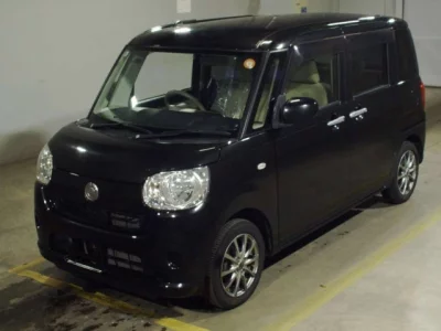 Daihatsu MOVE CANBUS  с аукциона в Японии
