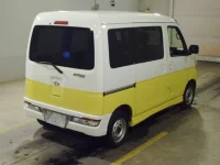 Daihatsu Atrai Wagon лот № 3028 оценка RA  с аукциона в Японии 1