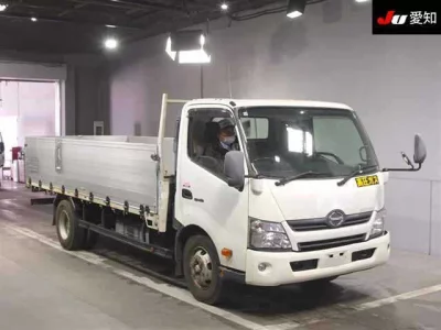 Hino DUTRO  с аукциона в Японии