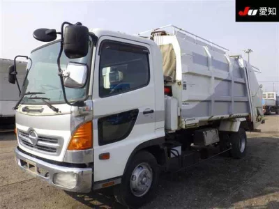 Hino TRUCK