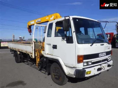 Isuzu TRUCK