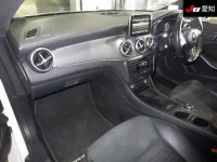 Mercedes-Benz CLA CLASS лот № 4195 оценка 3.5  с аукциона в Японии 2