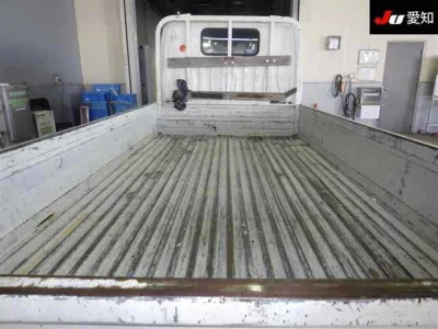 Toyota DYNA  с аукциона в Японии