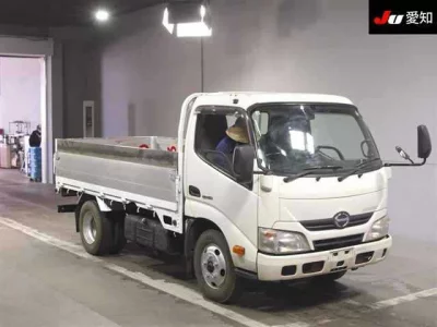 Hino DUTRO  с аукциона в Японии