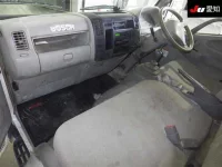 Hino DUTRO лот № 7074 оценка R  с аукциона в Японии 2