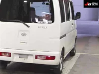 Daihatsu HIJET VAN лот № 2161 оценка 3.5  с аукциона в Японии 7