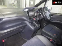 Toyota NOAH лот № 30738 оценка R  с аукциона в Японии 2