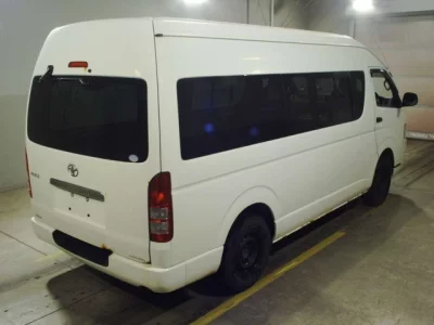 Toyota HIACE VAN  с аукциона в Японии