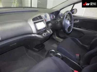 Honda STREAM лот № 30794 оценка 3.5  с аукциона в Японии 2