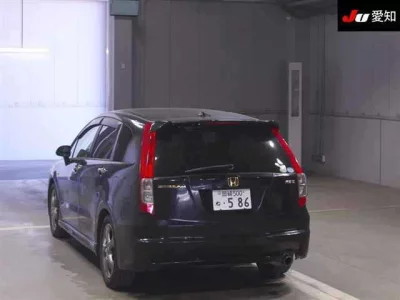 Honda STREAM  с аукциона в Японии