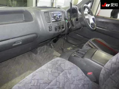 Nissan CARAVAN VAN  с аукциона в Японии