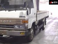 Toyota DYNA лот № 8077 оценка 3  с аукциона в Японии 6
