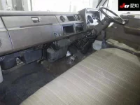 Toyota DYNA лот № 8077 оценка 3  с аукциона в Японии 2