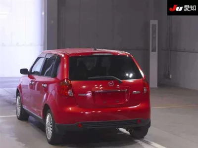 Mazda VERISA  с аукциона в Японии