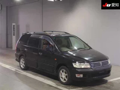 Mitsubishi CHARIOT GRANDIS