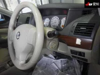 Nissan SYLPHY лот № 30726 оценка 3.5  с аукциона в Японии 4