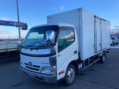 Hino DUTRO  с аукциона в Японии