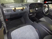 Toyota HIACE VAN лот № 20114 оценка 3.5  с аукциона в Японии 2