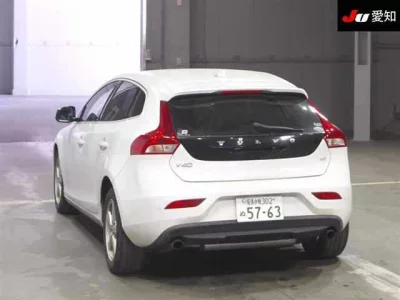 Volvo V40