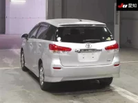 Toyota WISH лот № 30697 оценка R  с аукциона в Японии 1