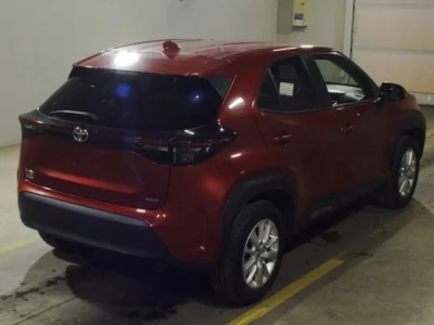 Toyota YARIS CROSS  с аукциона в Японии