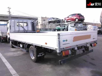 Isuzu TRUCK
