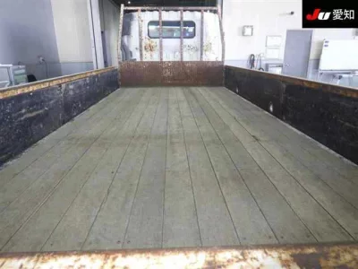 Toyota DYNA  с аукциона в Японии