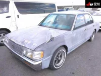 Toyota CROWN лот № 6050 оценка -  с аукциона в Японии 6