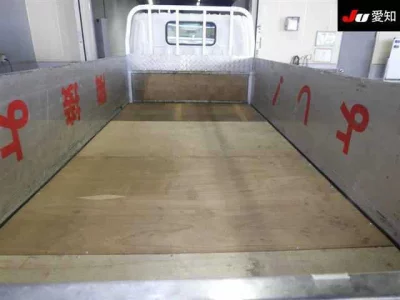 Toyota DYNA  с аукциона в Японии