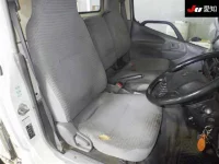 Toyota DYNA лот № 4231 оценка 3.5  с аукциона в Японии 5