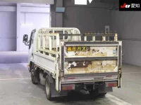 Toyota DYNA лот № 4231 оценка 3.5  с аукциона в Японии 1