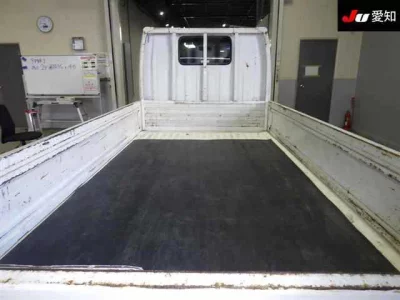 Mazda TITAN  с аукциона в Японии