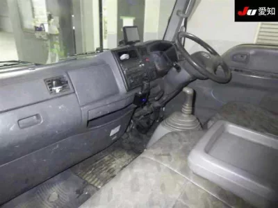 Mazda TITAN  с аукциона в Японии