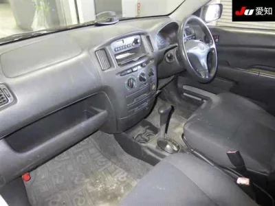 Toyota PROBOX  с аукциона в Японии