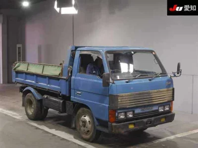 Mazda TITAN  с аукциона в Японии