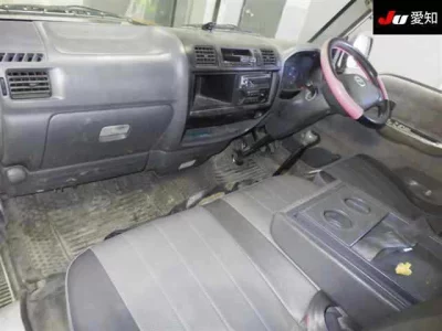 Mazda BONGO BRAWNY VAN