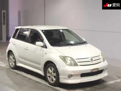 Toyota IST