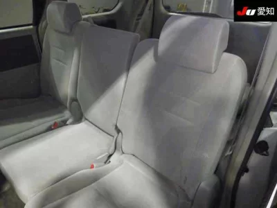 Toyota NOAH  с аукциона в Японии