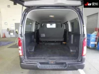 Toyota HIACE VAN лот № 7111 оценка 3.5  с аукциона в Японии 3