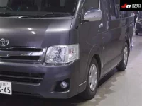 Toyota HIACE VAN лот № 7111 оценка 3.5  с аукциона в Японии 6