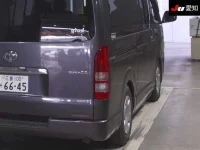 Toyota HIACE VAN лот № 7111 оценка 3.5  с аукциона в Японии 7