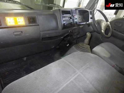 Mazda TITAN  с аукциона в Японии