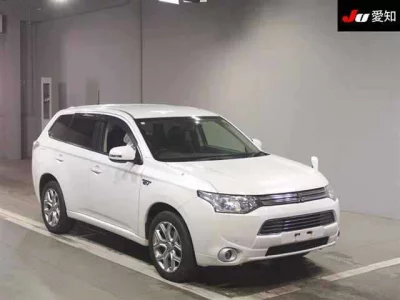 Mitsubishi OUTLANDER PHEV