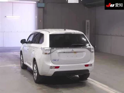 Mitsubishi OUTLANDER PHEV