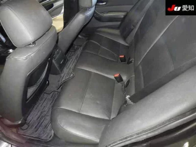 BMW 3-Series  с аукциона в Японии