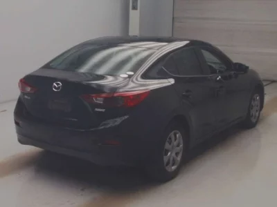 Mazda AXELA  с аукциона в Японии