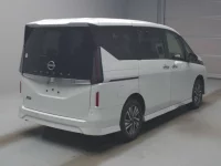 Nissan SERENA лот № 22085 оценка 4  с аукциона в Японии 1