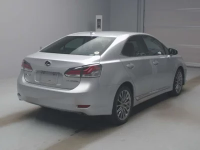 Lexus HS
