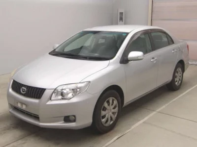 Toyota COROLLA AXIO  с аукциона в Японии
